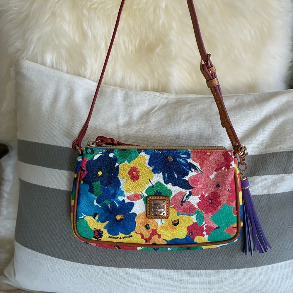 Dooney & Bourke- 🐳 Like New! Small Somerset Watercolors Collection Shoulder Bag - Picture 4 of 12